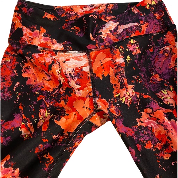 NWOT Fabletics Salar Impasto Leggings size XXS - Picture 7 of 8